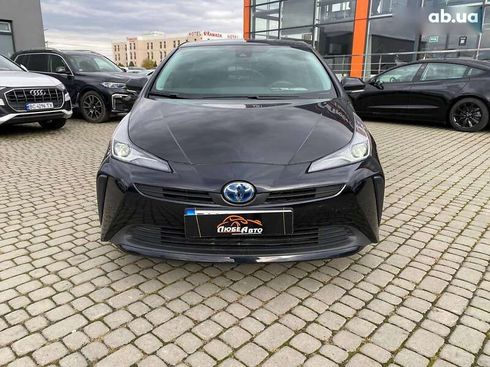 Toyota Prius 2022 - фото 2
