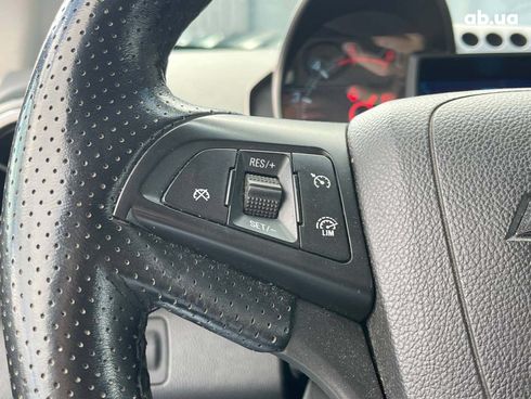 Chevrolet Aveo 2011 черный - фото 15