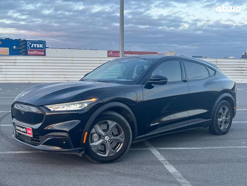 Ford Mustang Mach-E 2023 черный - фото 3