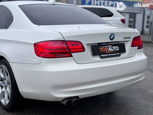 BMW 3 серия 2010 - фото 12