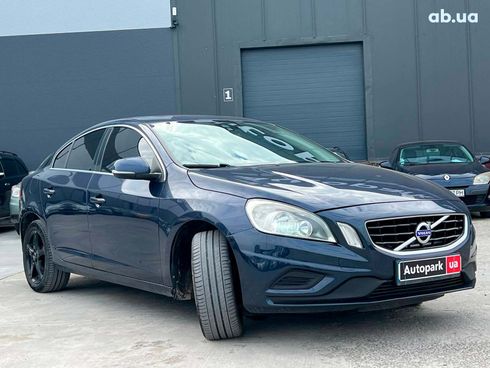 Volvo S60 2012 синий - фото 12