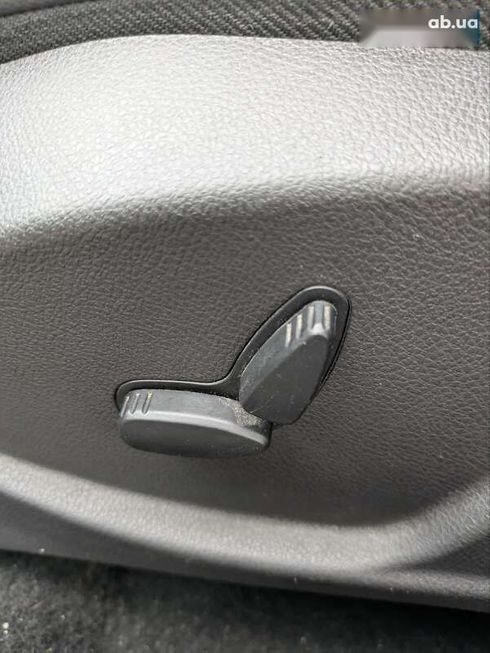 Ford Focus 2011 - фото 18