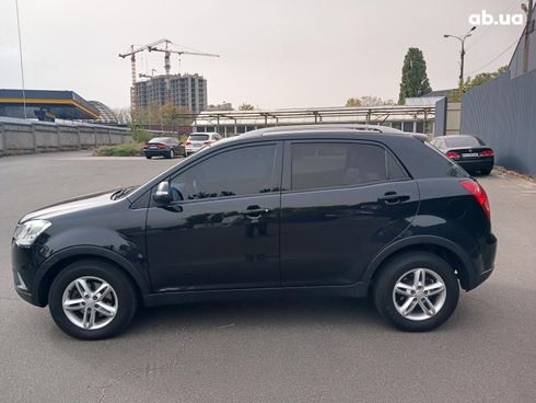 SsangYong Korando 2013 черный - фото 8