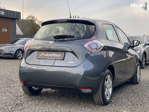 Renault Zoe 2019 - фото 24