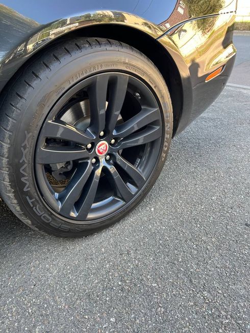 Jaguar XJ 2016 - фото 18