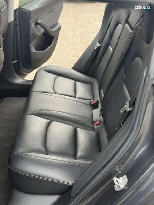 Tesla Model 3 2019 - фото 15