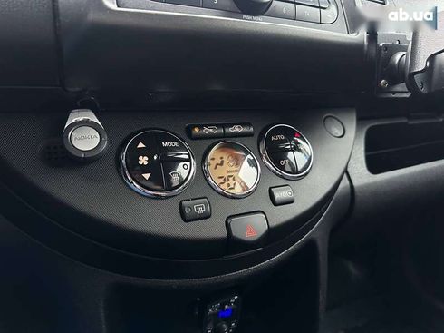 Nissan Note 2006 - фото 18