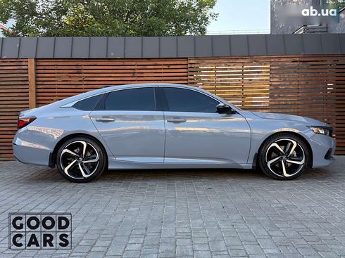 Honda Accord 2022 - фото 8