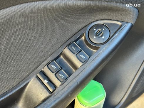 Ford Focus 2016 серый - фото 10