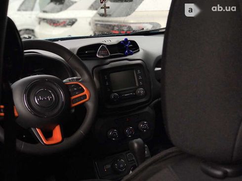 Jeep Renegade 2020 - фото 13