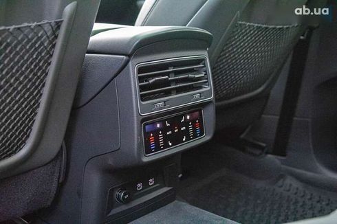 Audi Q8 2021 - фото 20