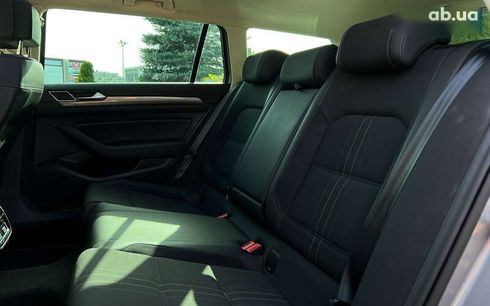 Volkswagen passat alltrack 2019 - фото 16