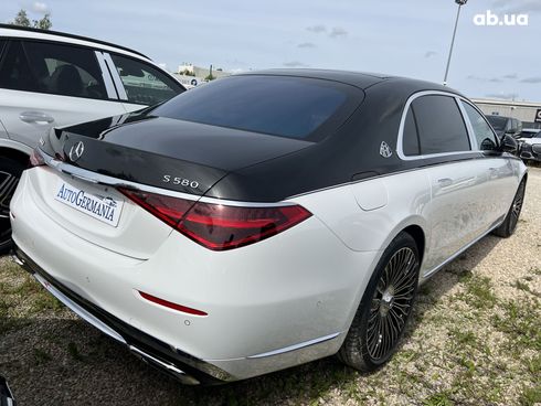 Mercedes-Benz Maybach S-Class 2023 - фото 17