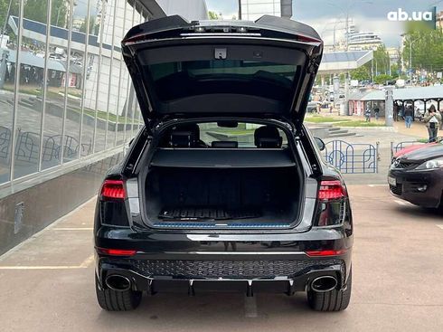 Audi RS Q8 2023 - фото 28