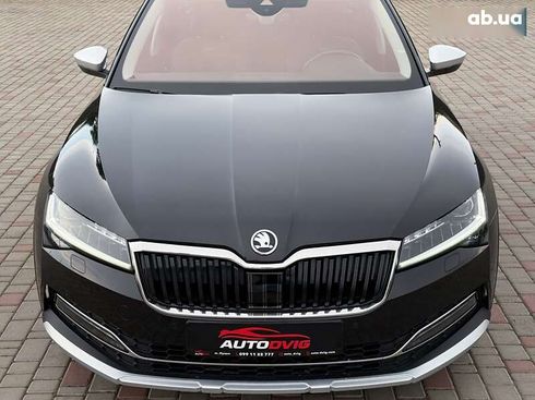 Skoda Superb 2020 - фото 11