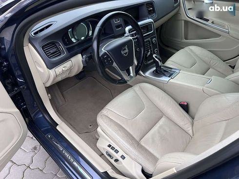 Volvo S60 2014 - фото 15