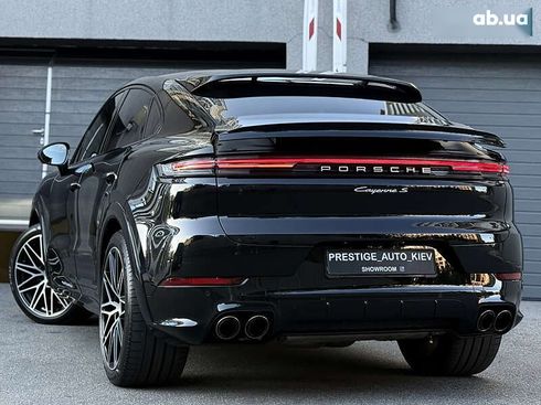 Porsche Cayenne Coupe 2024 - фото 29