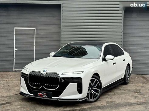 BMW 7 серия 2023 - фото 3