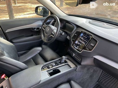 Volvo XC90 2021 - фото 13