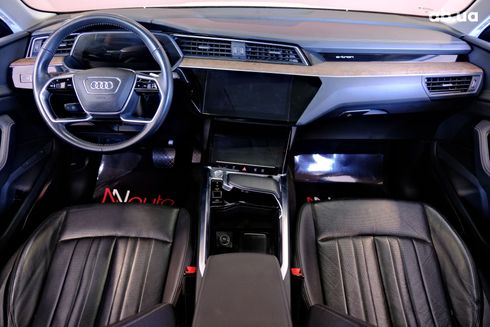 Audi E-Tron 2020 - фото 7