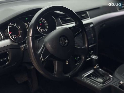 Skoda Superb 2013 - фото 15