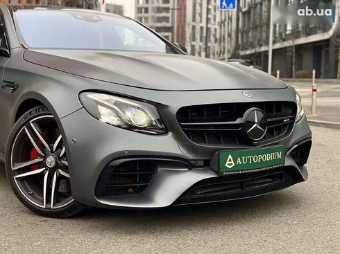 Mercedes-Benz E-Класс 2018 - фото 3