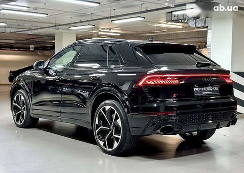 Audi RS Q8 2023 - фото 19