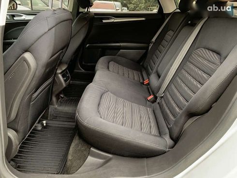 Ford Fusion 2015 - фото 27