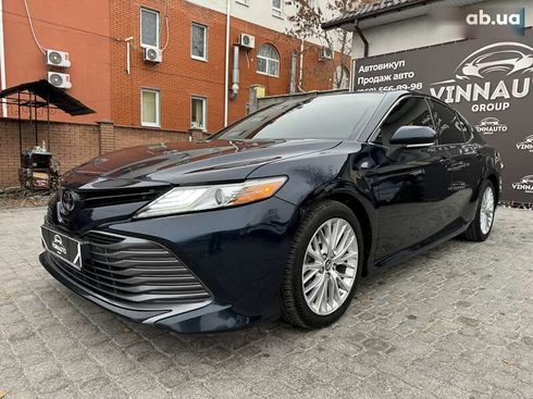 Toyota Camry 2018 - фото 9