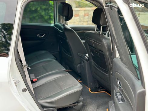 Renault Megane 2012 белый - фото 12