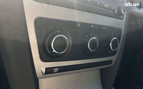 Skoda Octavia 2012 - фото 19