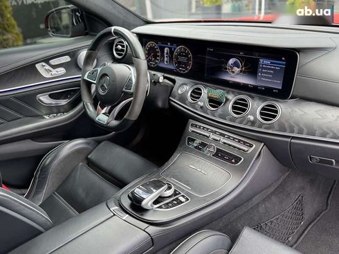 Mercedes-Benz E-Класс 2017 - фото 19