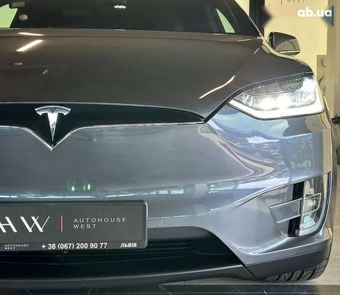 Tesla Model X 2018 - фото 10