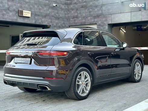 Porsche Cayenne 2018 - фото 22