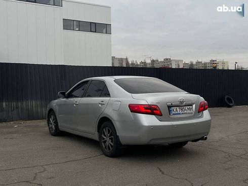 Toyota Camry 2008 - фото 6