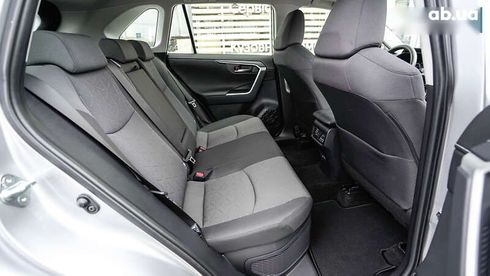 Toyota RAV4 2024 - фото 7