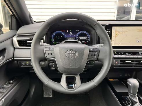 Toyota Camry 2024 - фото 30
