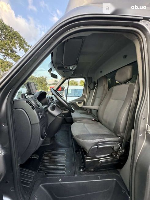 Renault Master 2018 - фото 24