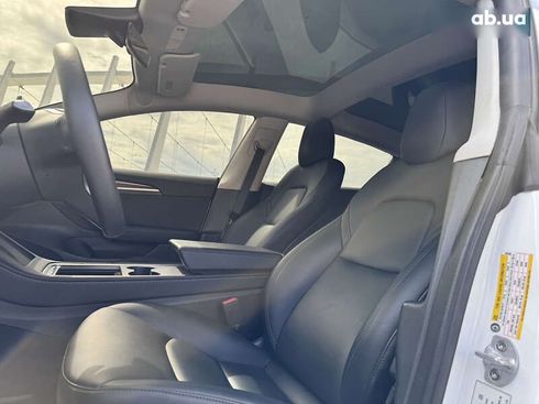 Tesla Model 3 2022 - фото 15
