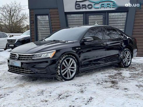 Volkswagen Passat 2017 - фото 6