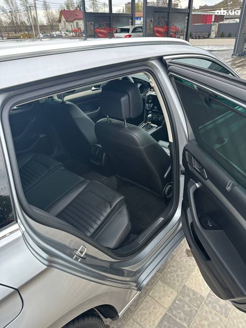 Volkswagen Passat 2019 серебристый - фото 14