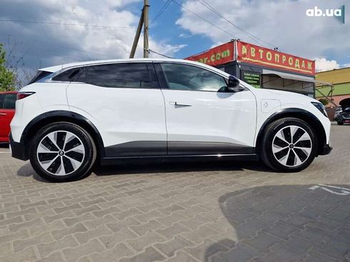 Renault Megane 2022 - фото 12