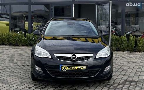 Opel Astra 2011 - фото 2