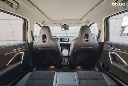 BMW iX1 2023 - фото 14