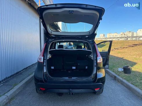 Renault Scenic 2011 - фото 23