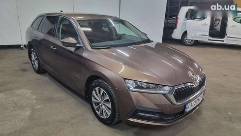 Skoda Octavia 2021 - фото 5