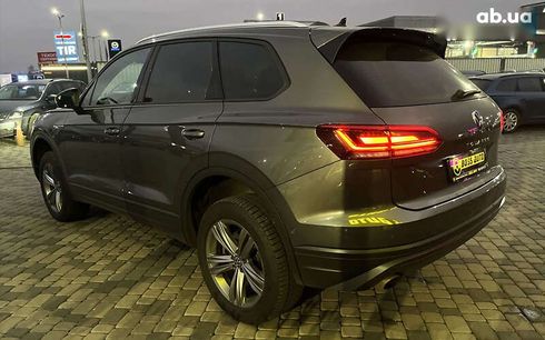 Volkswagen Touareg 2020 - фото 5