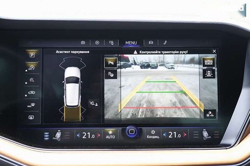 Volkswagen Touareg 2018 - фото 22