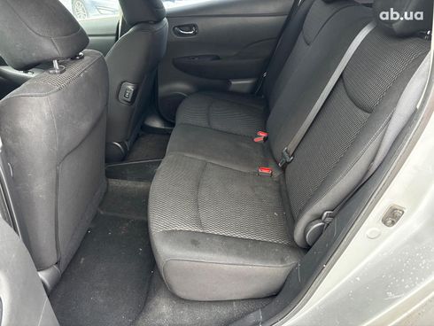 Nissan Leaf 2015 серый - фото 14