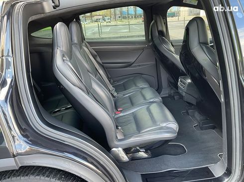 Tesla Model X 2017 - фото 18